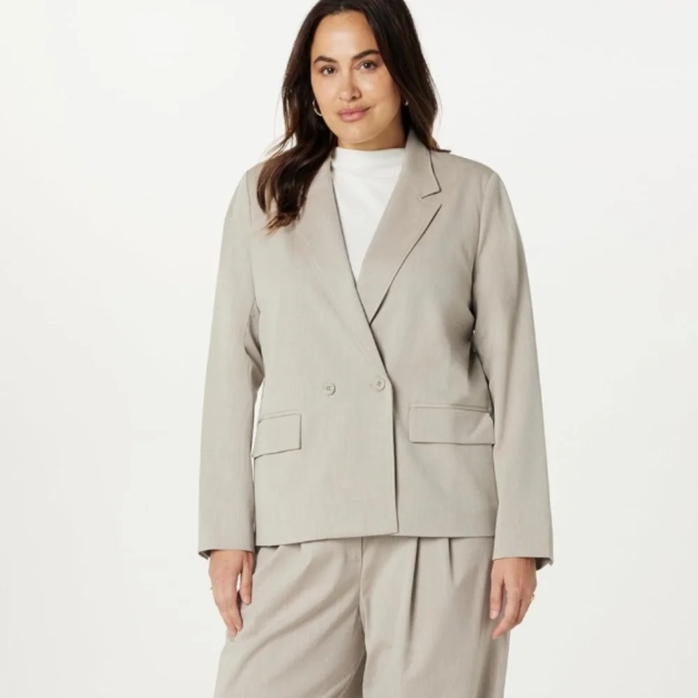 The Drop Heater Cream Liza Relaxed Single-Breasted Blazer Size Large NWT - Picture 5 of 10
